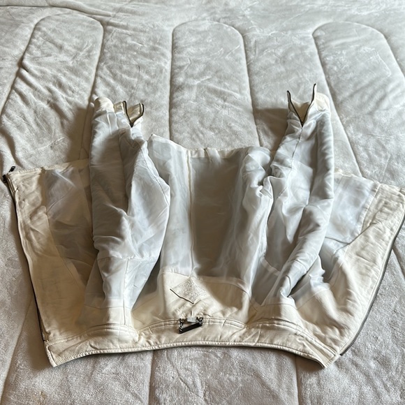 New-JOUJOU jacket - Picture 16 of 17